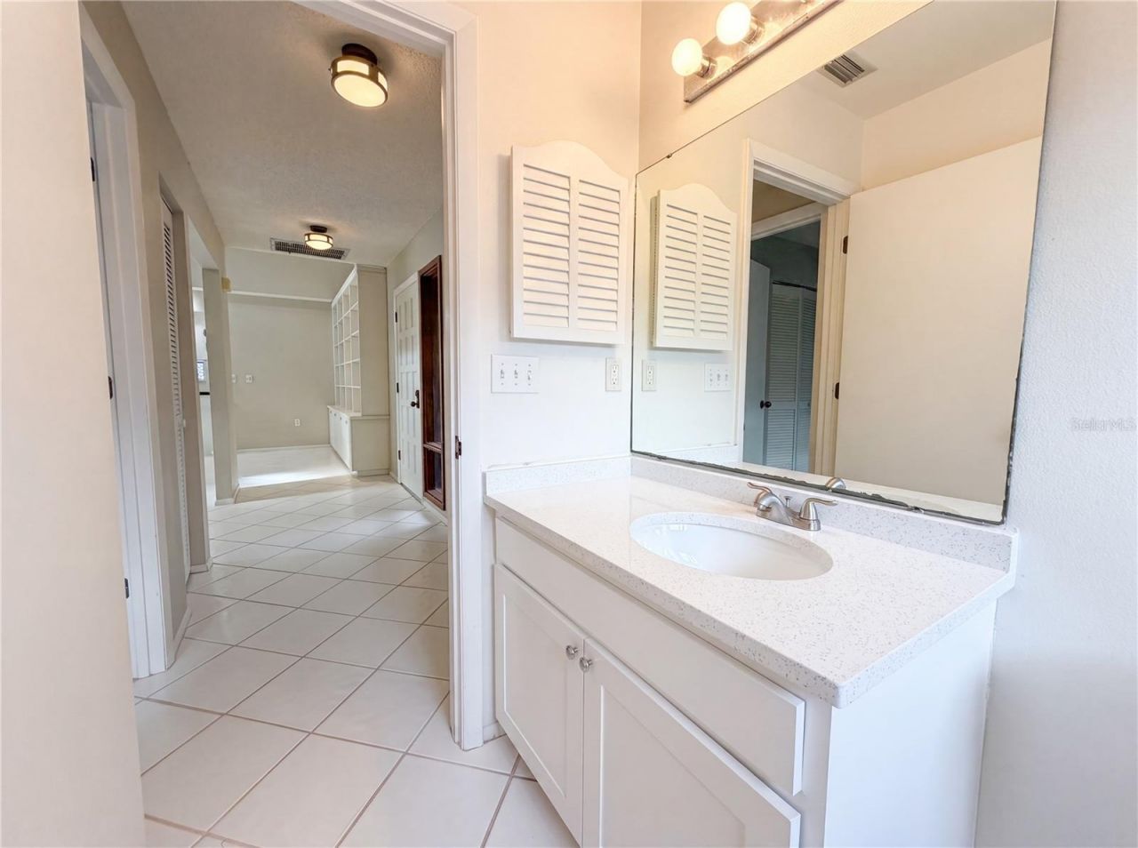 1407 Willow Oak Circle, Unit 1407, Bradenton, FL 34209 Photo