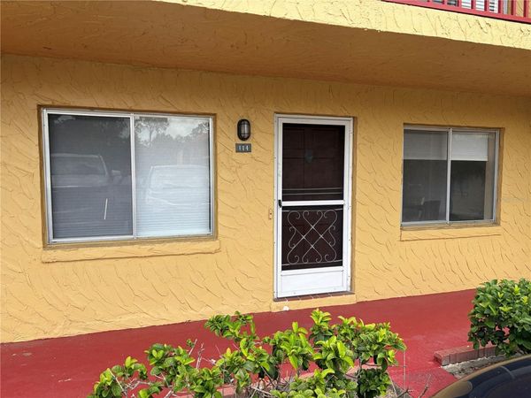 400 EL CAMINO DRIVE , Unit 114, WINTER HAVEN, FL 33884