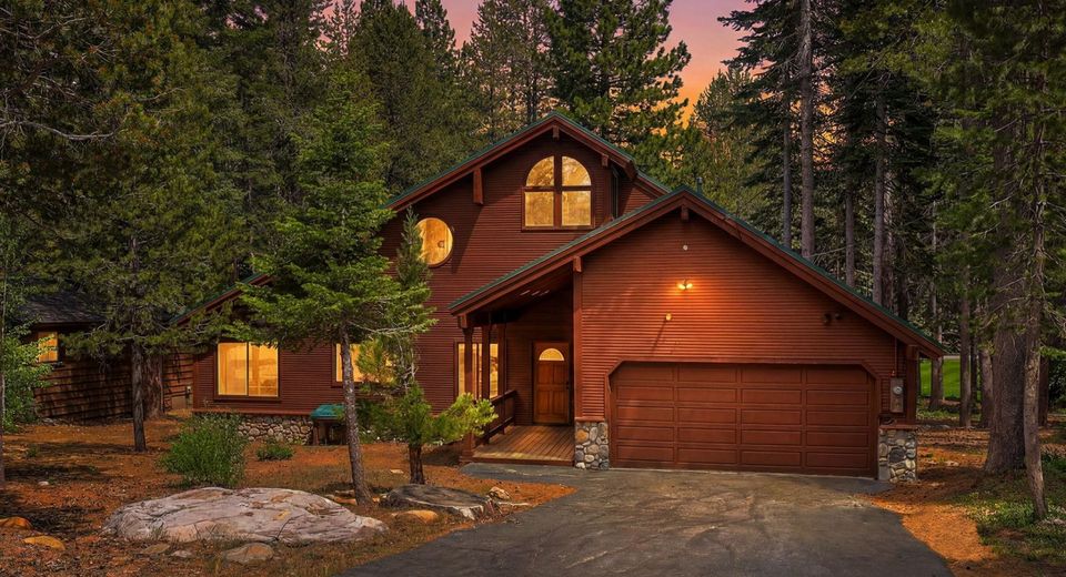 12303 Snowpeak Way, Truckee, CA 96161 Photo