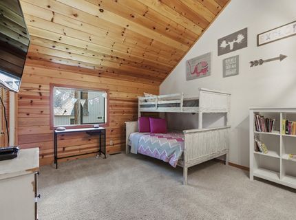 12303 Snowpeak Way, Truckee, CA 96161 Photo