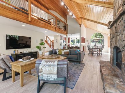 12303 Snowpeak Way, Truckee, CA 96161 Photo