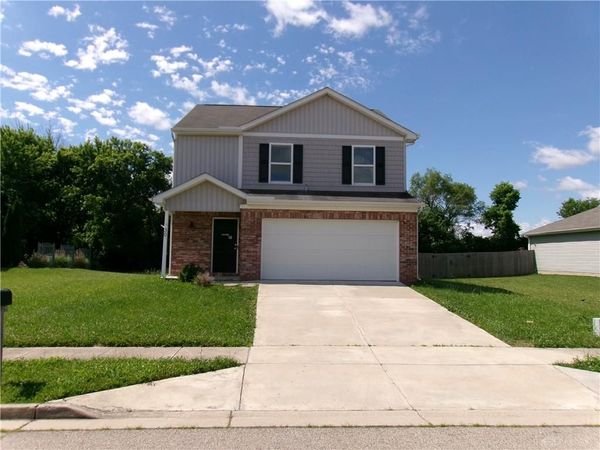 30 Tarragon Way, New Lebanon, OH 45345