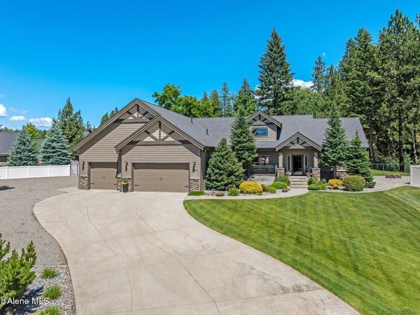 11432 N Cattle Dr, Hayden, ID 83835