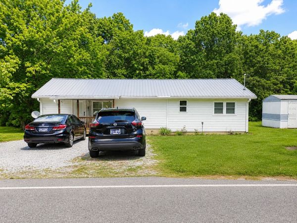 4052 Highland Ln , Crossville, TN 38555