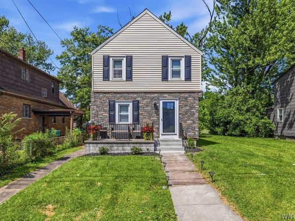 544 9th Street , Niagara Falls, NY 14301