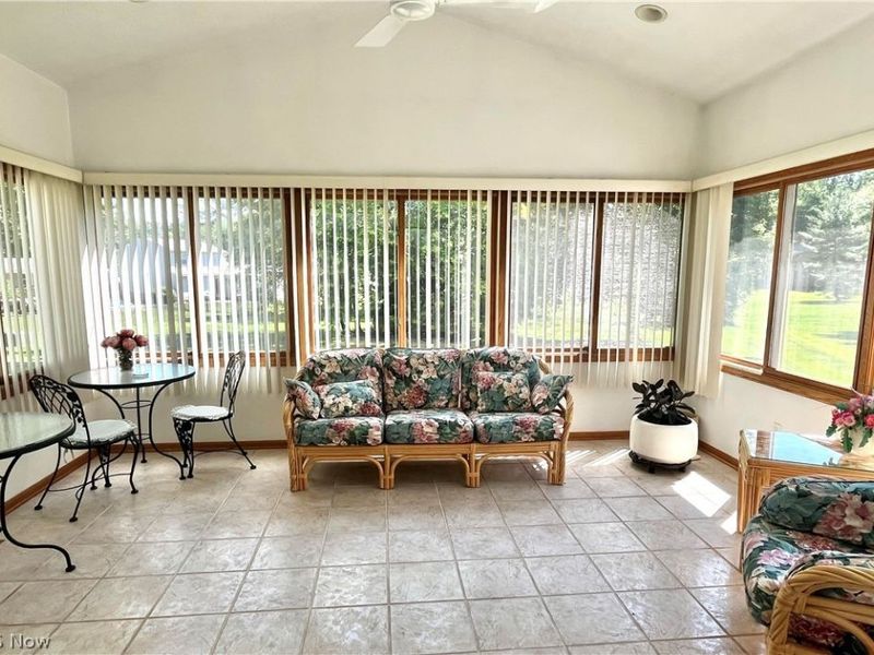 4524 Leawood Drive NE, Canton, OH 44714 Photo 7