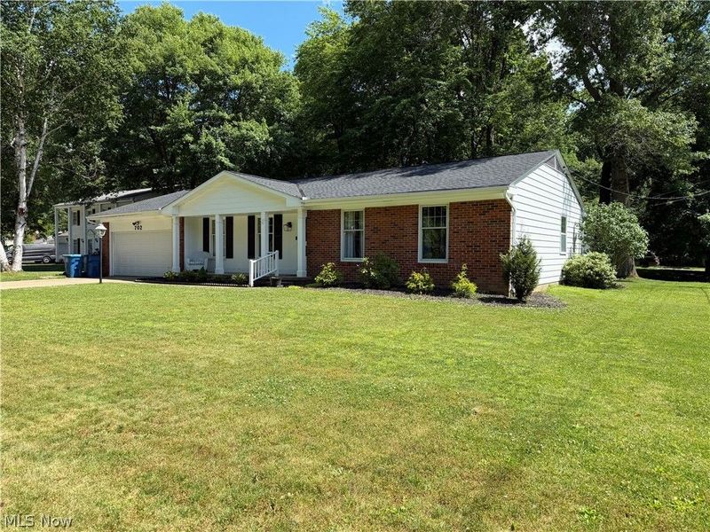 702 Beryl Drive , Kent, OH 44240 Photo 3