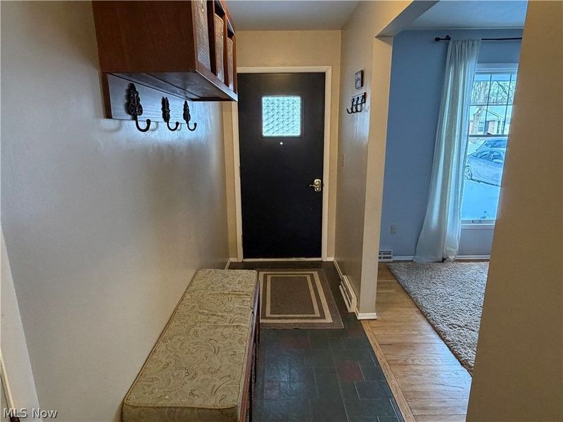 702 Beryl Drive , Kent, OH 44240 Photo 8