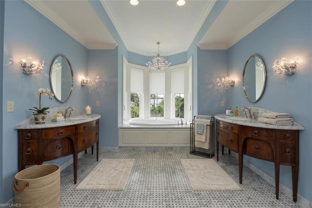 2263 Coach House Ln, Naples, FL 34105 Photo