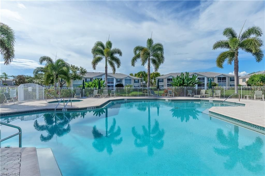 841 Tanbark Dr, Unit 202, Naples, FL 34108 Photo