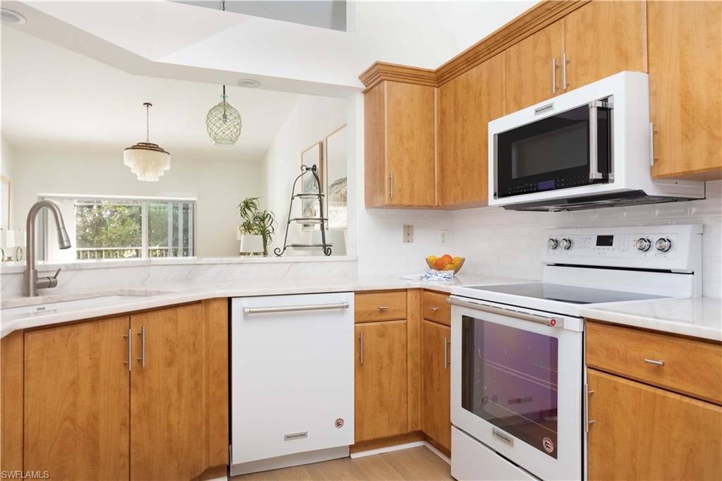 841 Tanbark Dr, Unit 202, Naples, FL 34108 Photo
