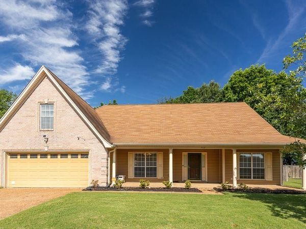 5115 BLUFF SPRINGS DR, Bartlett, TN 38002
