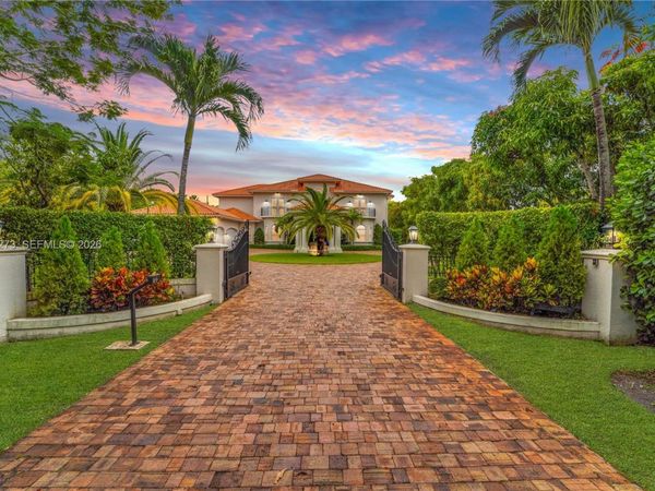 11111 SW 77th Ave , Pinecrest, FL 33156