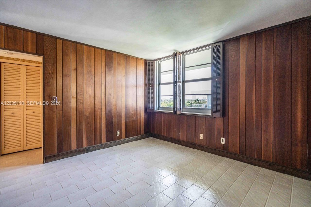 9500 W Bay Harbor Dr, Unit 7D, Bay Harbor Islands, FL 33154 Photo