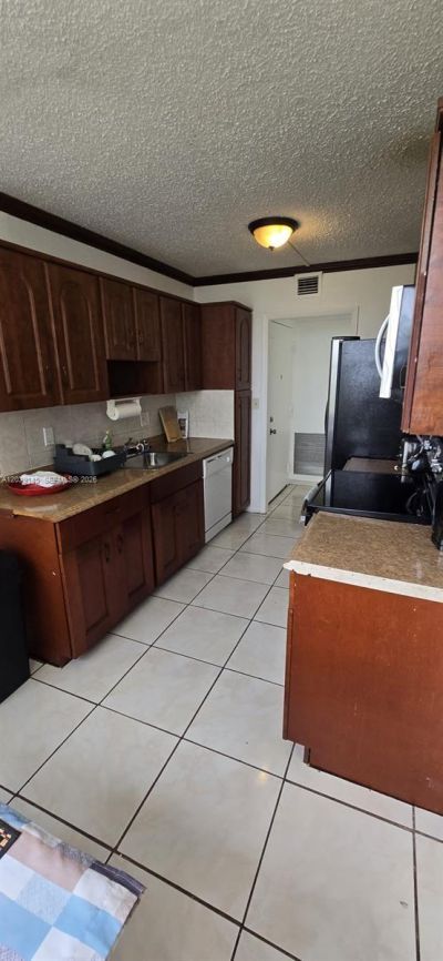 1300 NE Miami Gardens Dr, Unit 720E, Miami, FL 33179 Photo