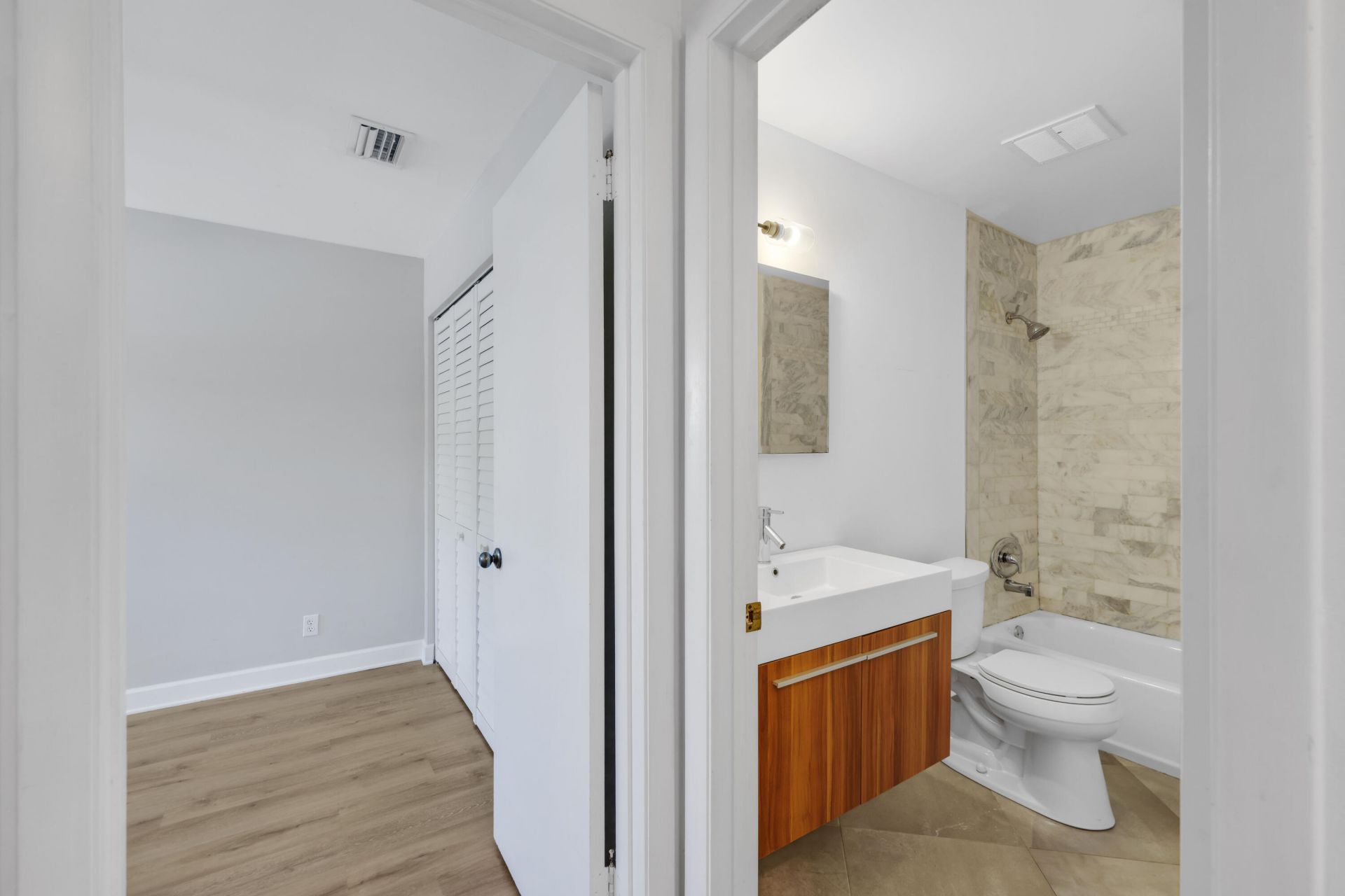 3275 Frederick Boulevard, Unit 17u, Delray Beach, FL 33483 Photo