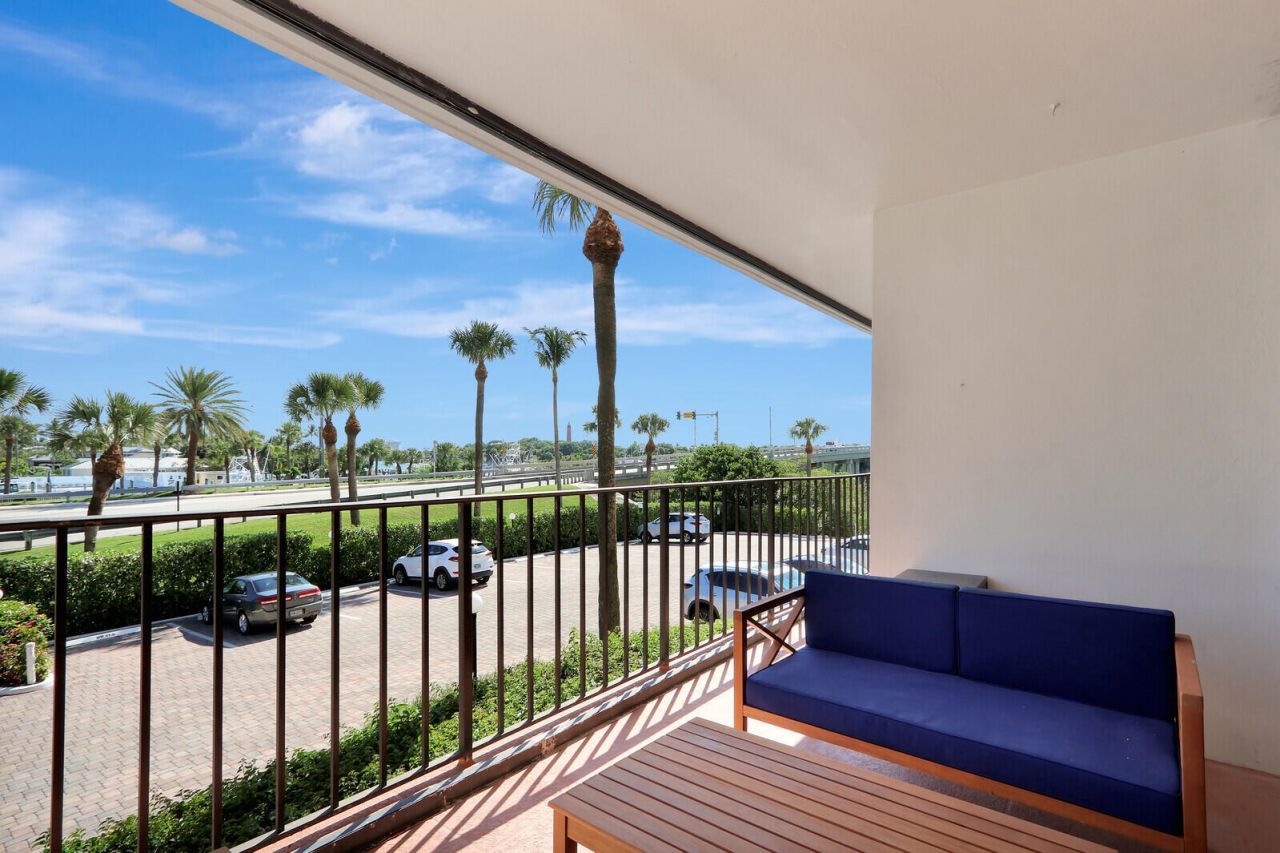 225 Beach Road, Unit 204, Tequesta, FL 33469 Photo