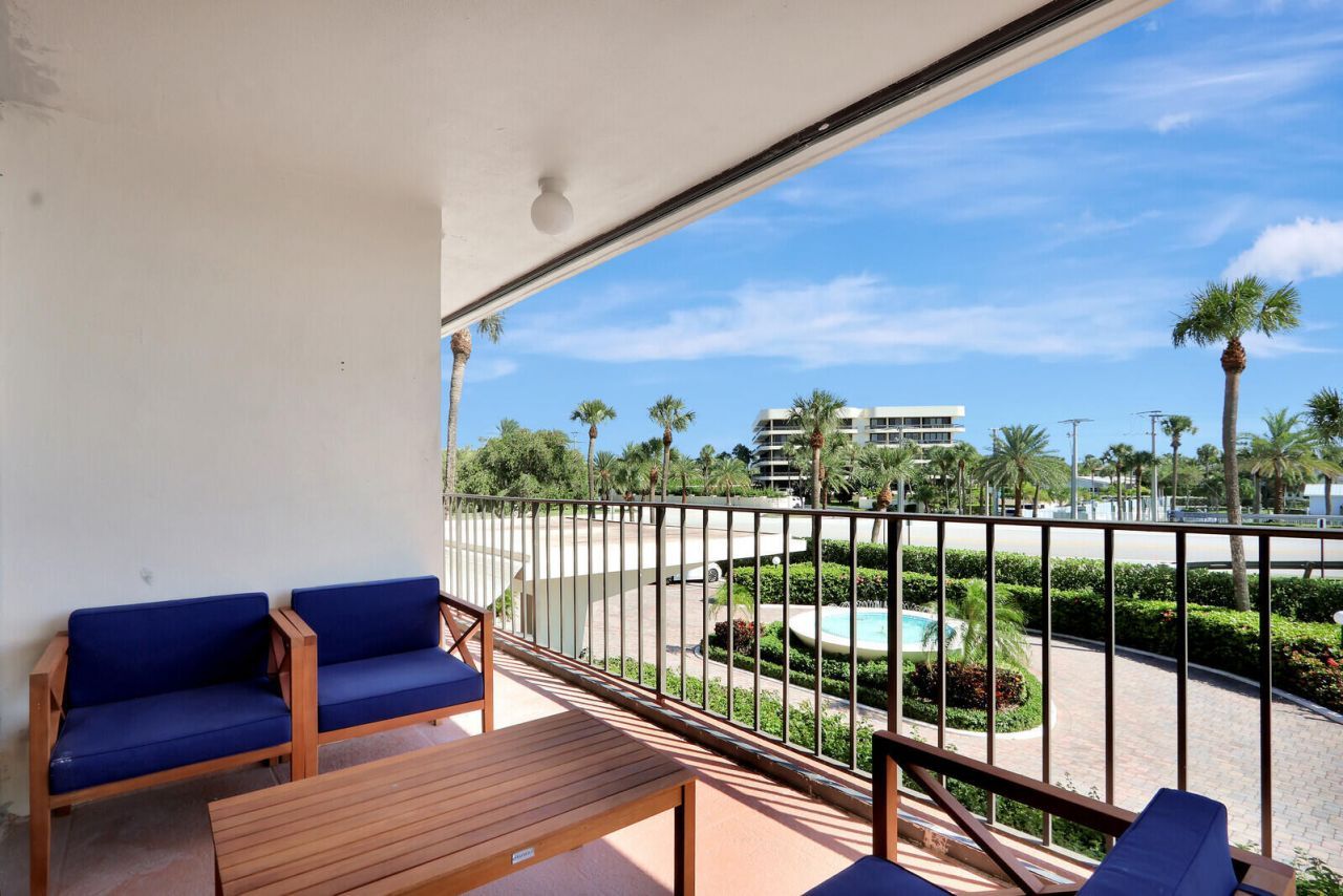 225 Beach Road, Unit 204, Tequesta, FL 33469 Photo