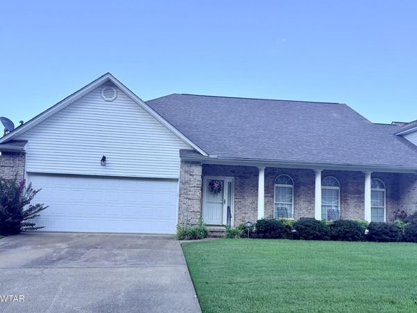 1744 Fairway Drive, Dyersburg, TN 38024
