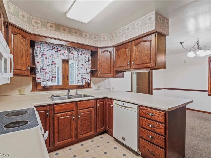5635 Yorktown Lane, Austintown, OH 44515 Photo 38