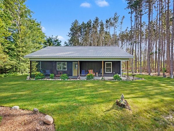 22032 Pine Valley Drive, Tustin, MI 49688