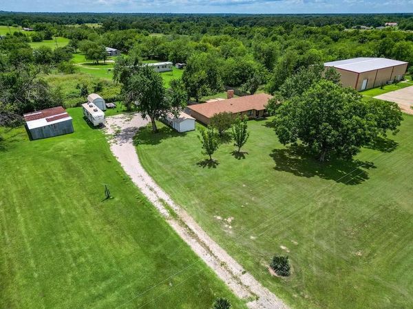 882 Farm Road 1537 , Sulphur Springs, TX 75482