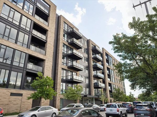 1701 W Webster Avenue, Unit 601, Chicago, IL 60614