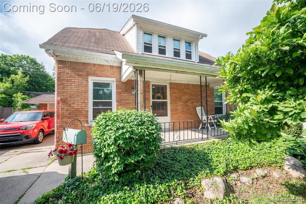 11 Leonore Street, Mt. Clemens, MI 48043 Main Photo