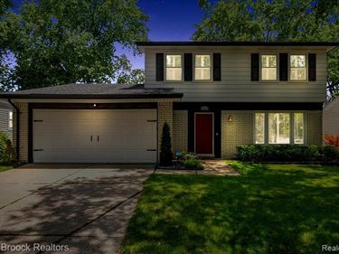 24248 Hampton Hill Street, Novi, MI 48375