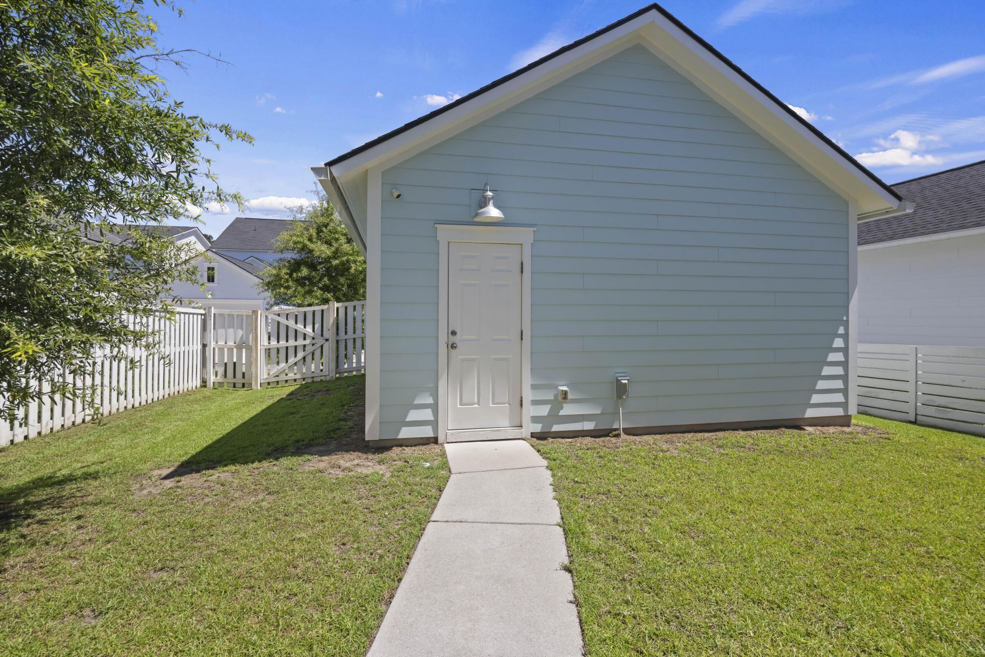 204 Magnolia Garden Drive Photo 32