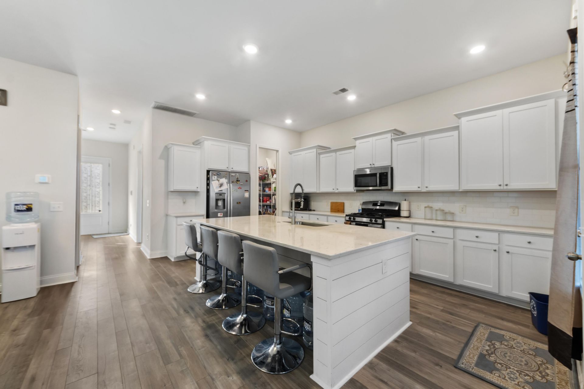 204 Magnolia Garden Drive Photo 6