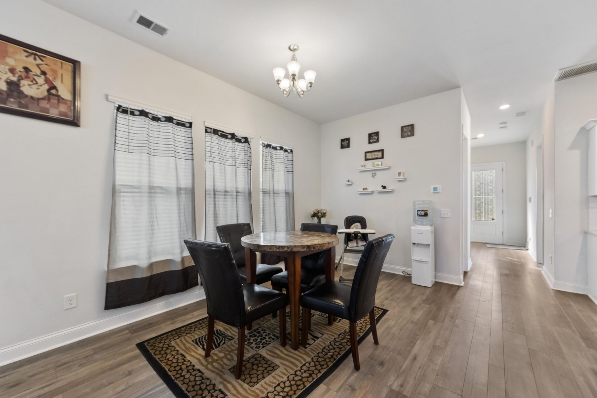 204 Magnolia Garden Drive Photo 9