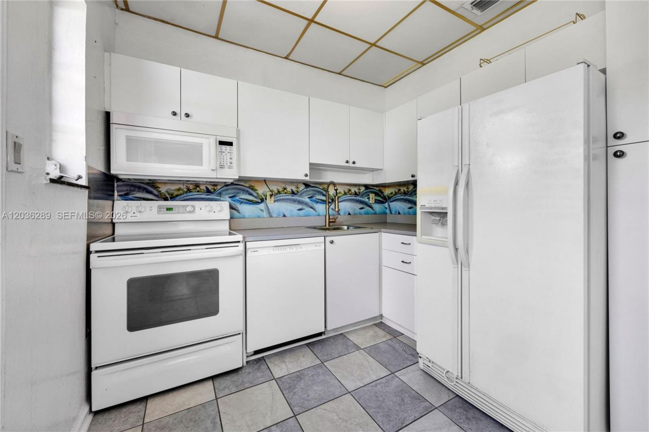 5971 SW 48th St, Miami, FL 33155 Photo