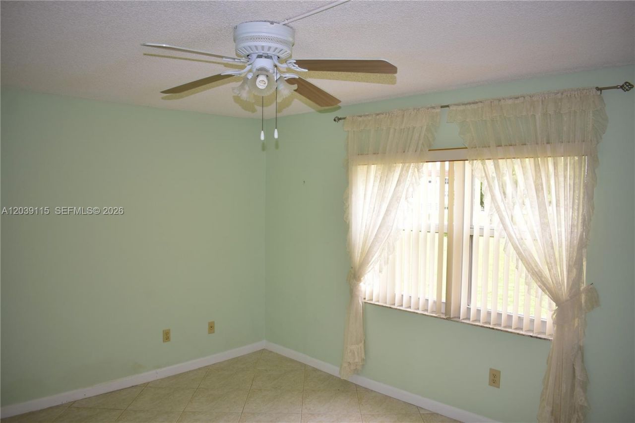 9300 Sunrise Lakes Blvd, Unit 208, Sunrise, FL 33322 Photo