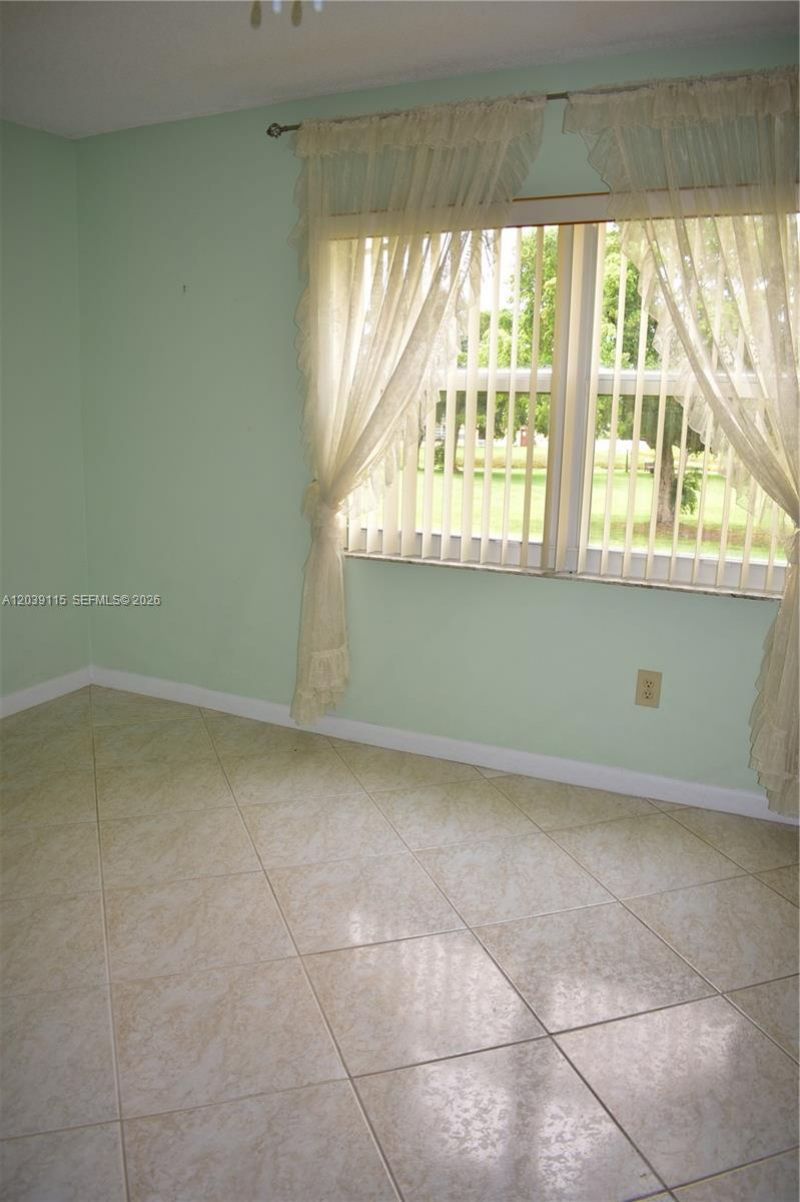 9300 Sunrise Lakes Blvd, Unit 208, Sunrise, FL 33322 Photo