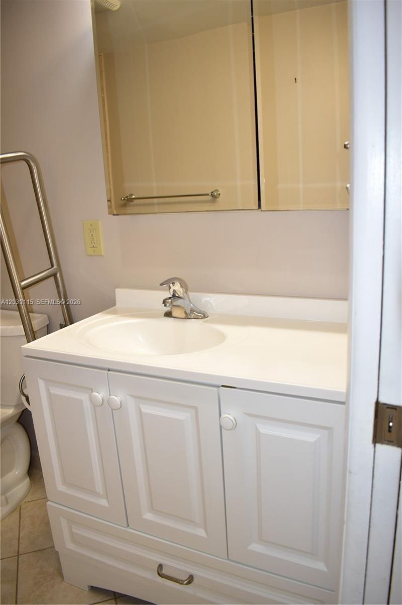 9300 Sunrise Lakes Blvd, Unit 208, Sunrise, FL 33322 Photo