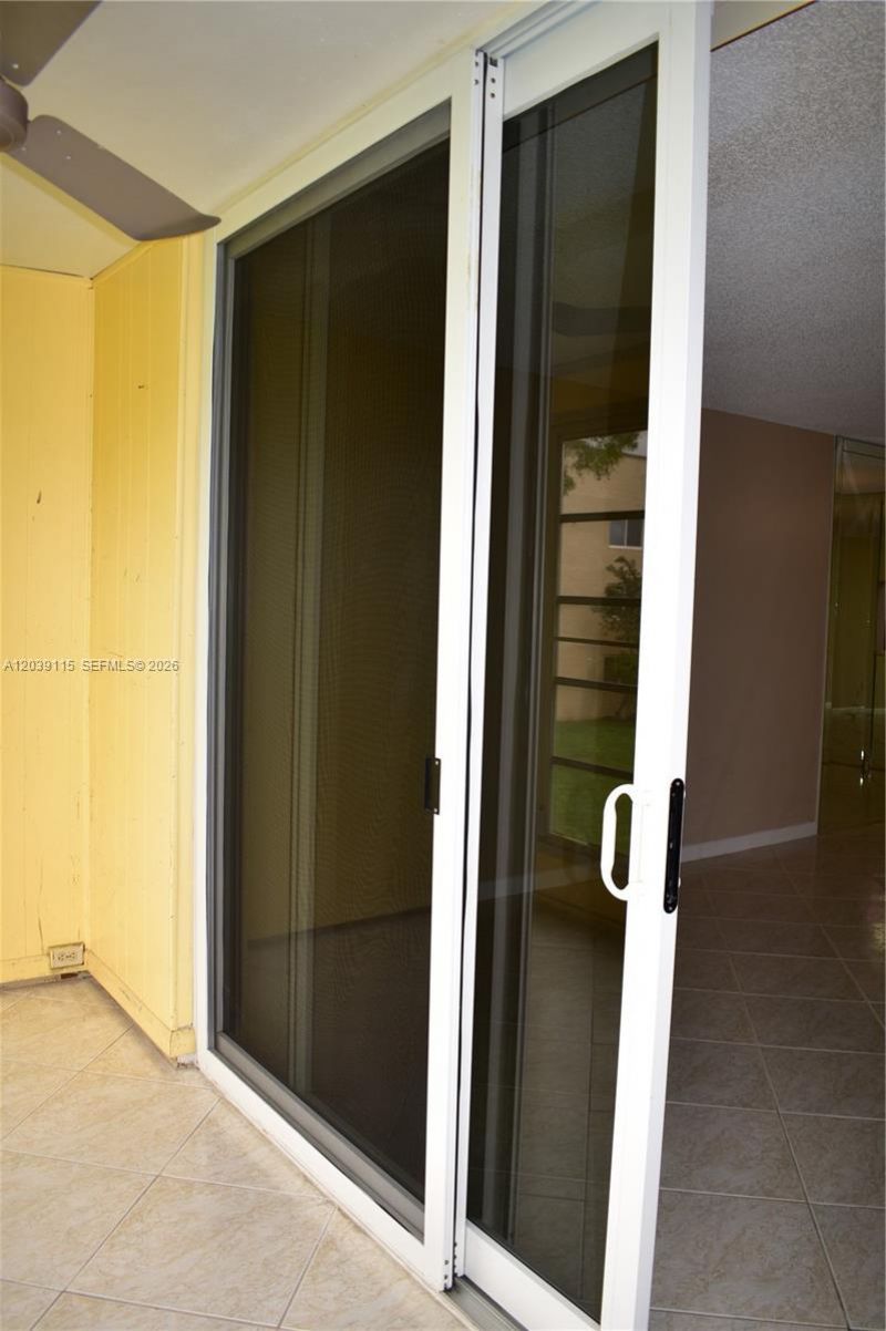 9300 Sunrise Lakes Blvd, Unit 208, Sunrise, FL 33322 Photo