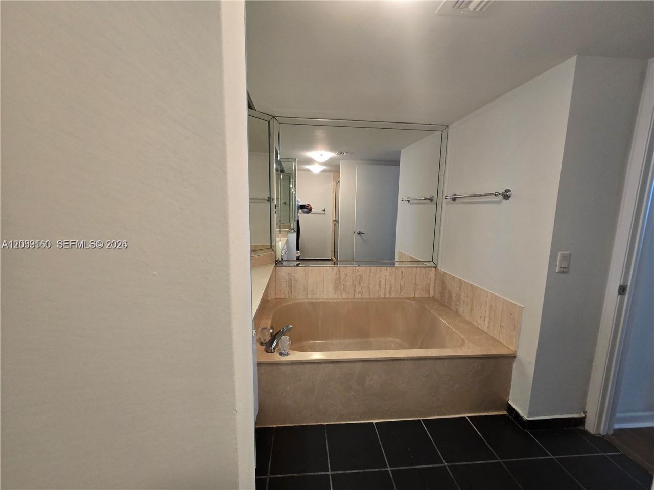 Please Call For Address, Unit B-4137, Miami, FL 33132 Photo