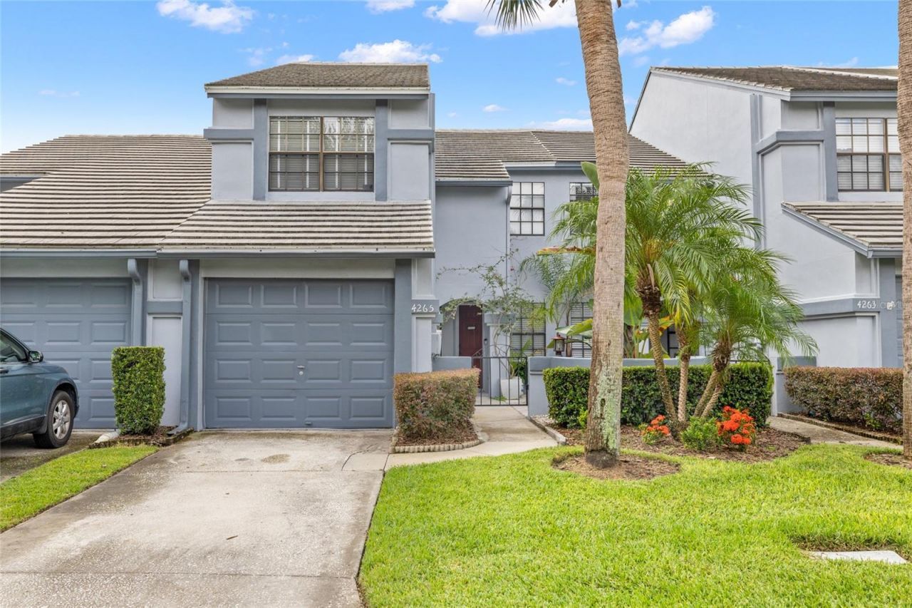 4265 Brentwood Park Crk, Tampa, FL 33624 Main Photo
