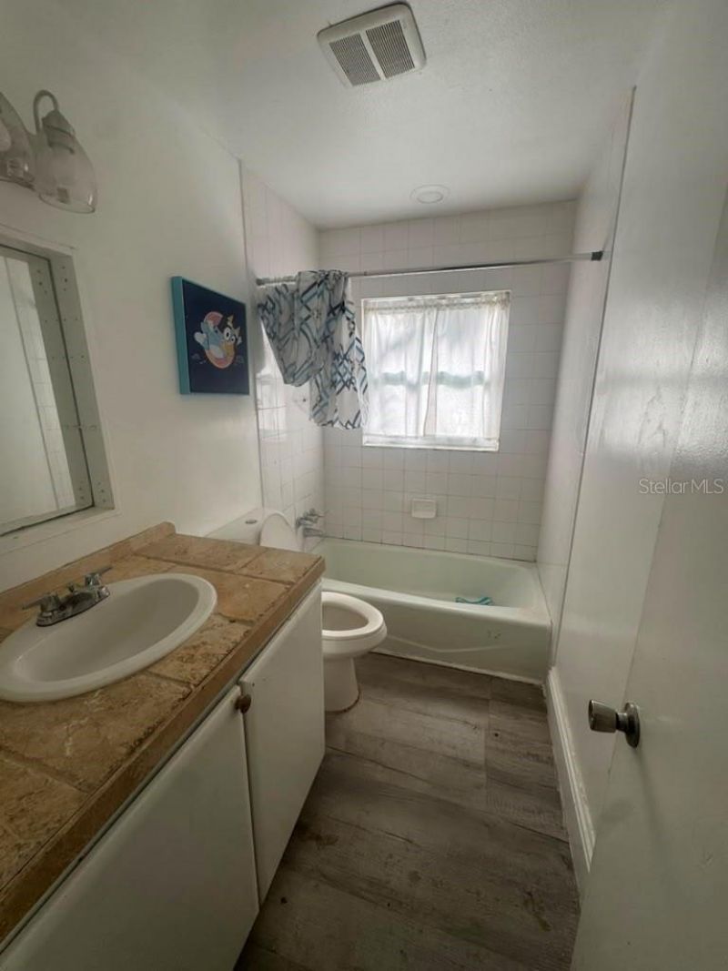 6407 2nd Avenue Ne, Bradenton, FL 34208 Photo