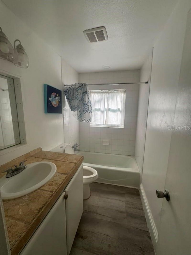 6407 2nd Avenue Ne, Bradenton, FL 34208 Photo