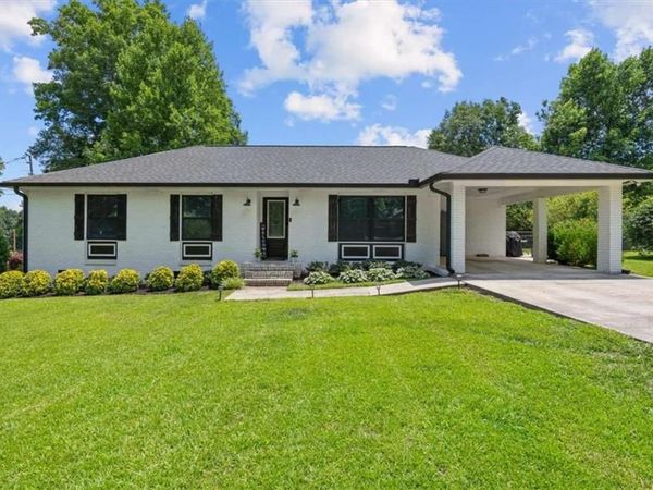 432 Sally Ann Circle , Bowdon, GA 30108