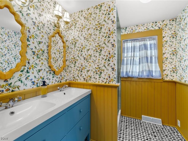 19125 E Shoreland Avenue, Rocky River, OH 44116 Photo 22