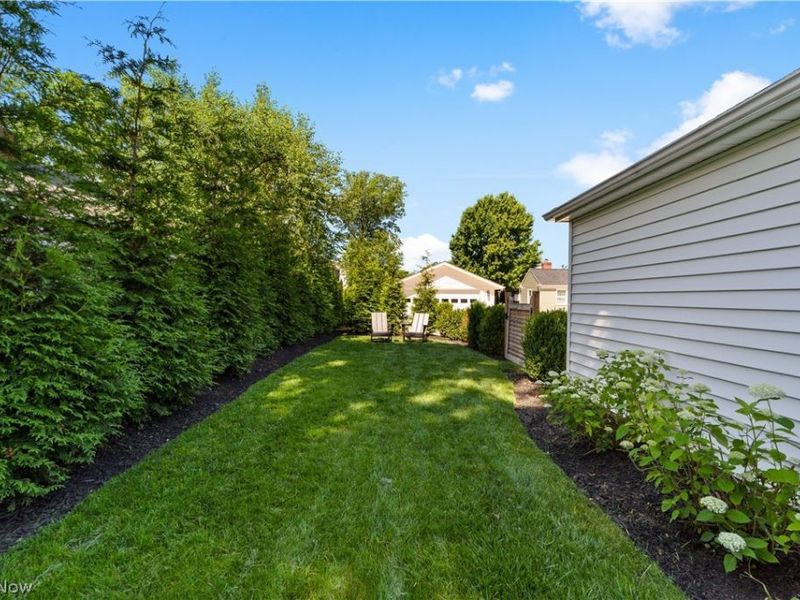 19125 E Shoreland Avenue, Rocky River, OH 44116 Photo 48