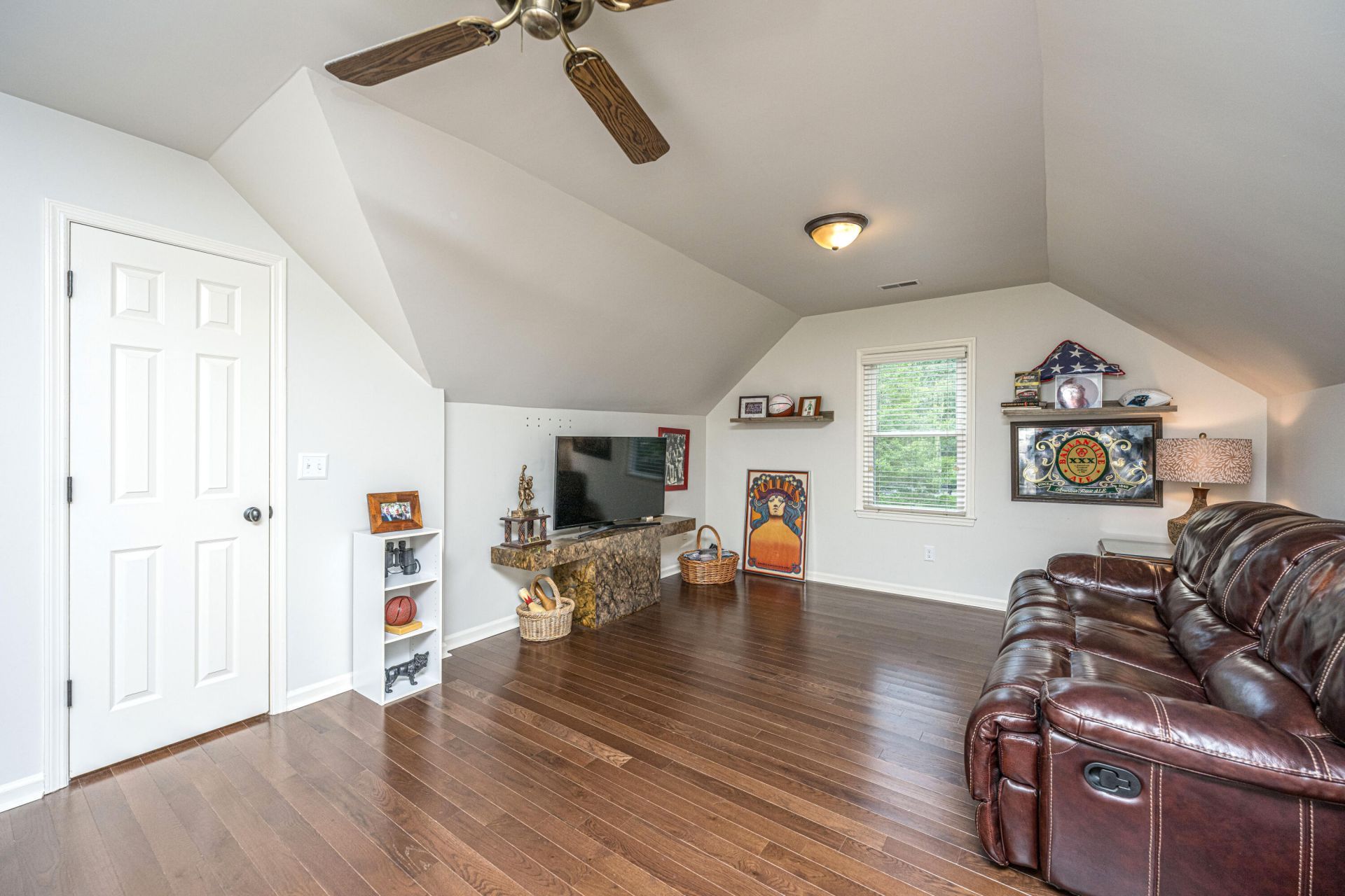 199 High Grove Road Photo 31