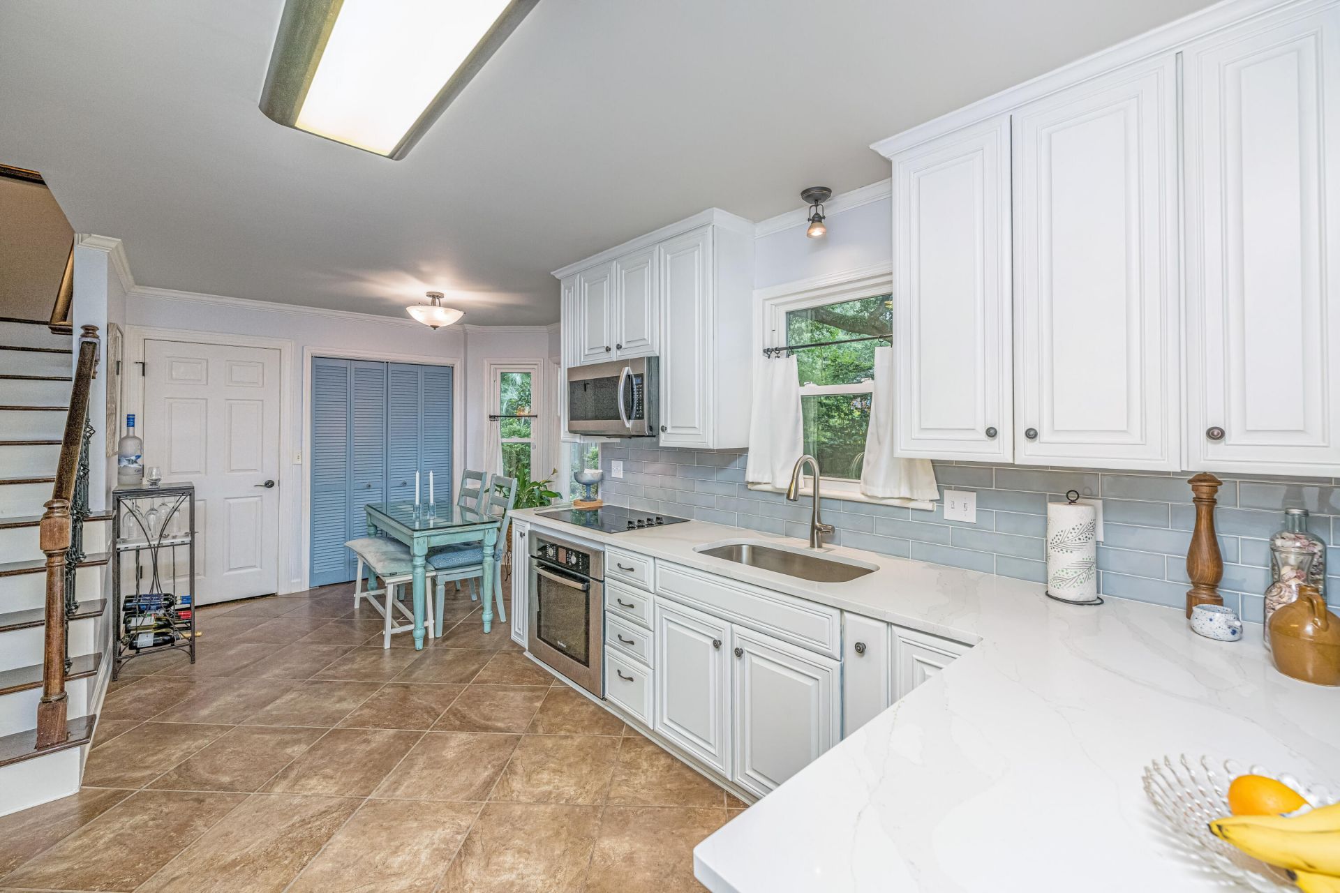 199 High Grove Road Photo 7
