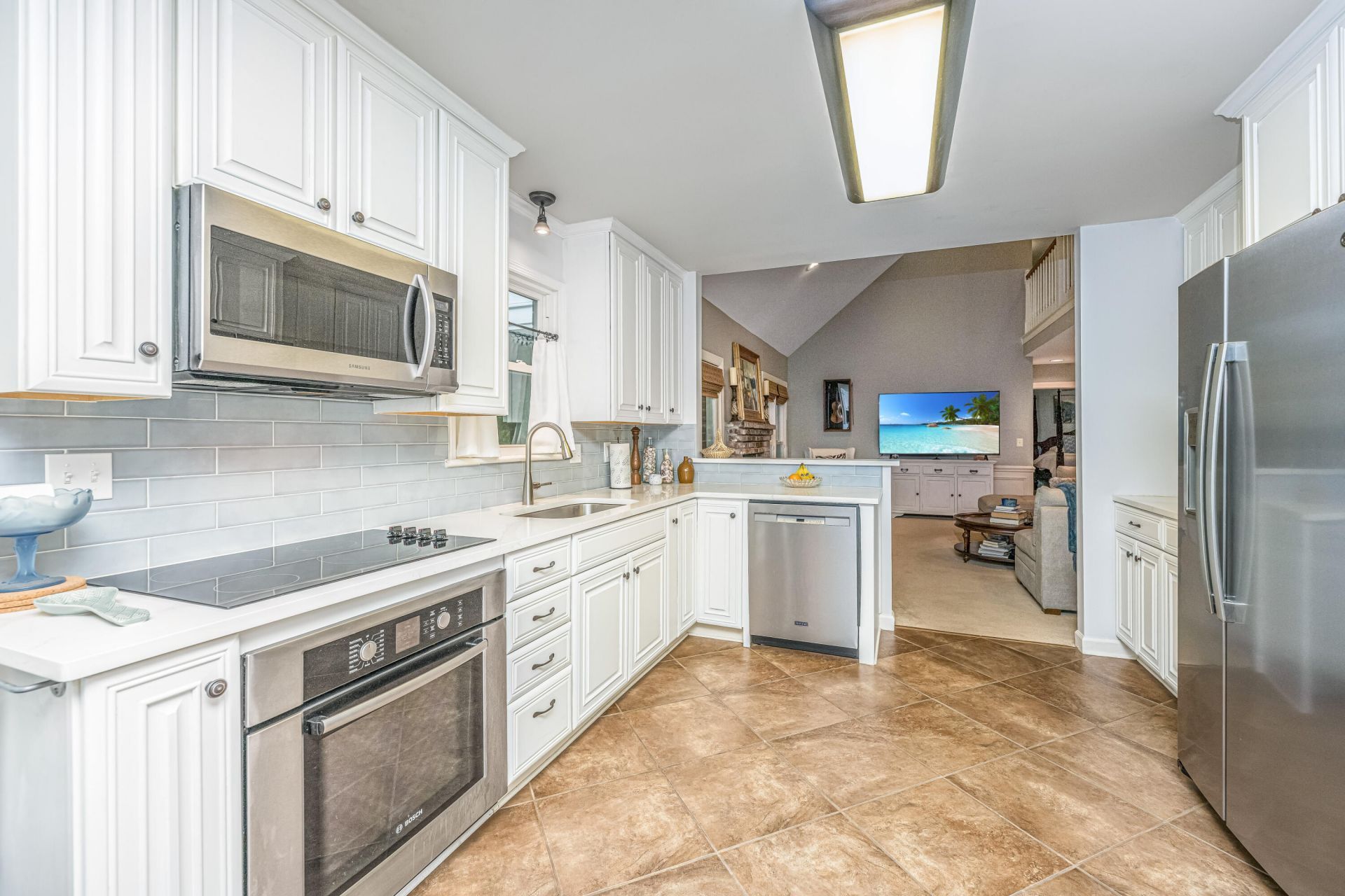 199 High Grove Road Photo 8