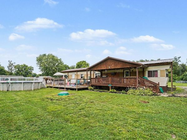 302 Main Street, Neville, OH 45156