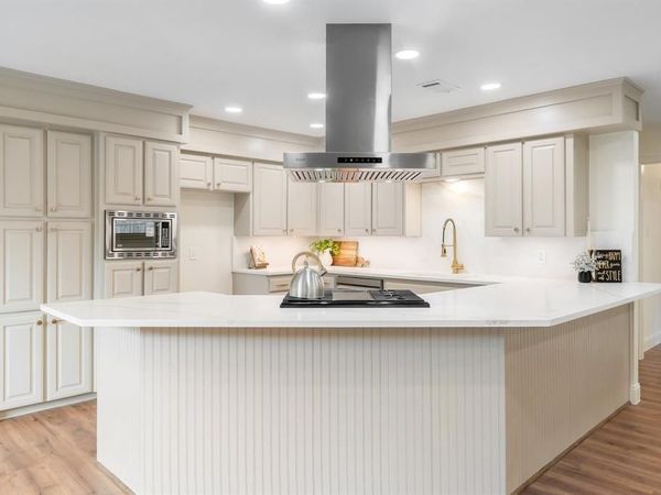 2212 Mountainview Drive, Hurst, TX 76054