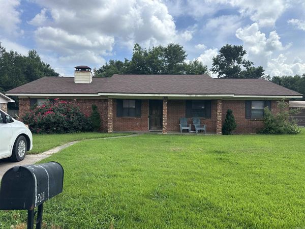 1201 E 4th Street , Carlisle, AR 72023